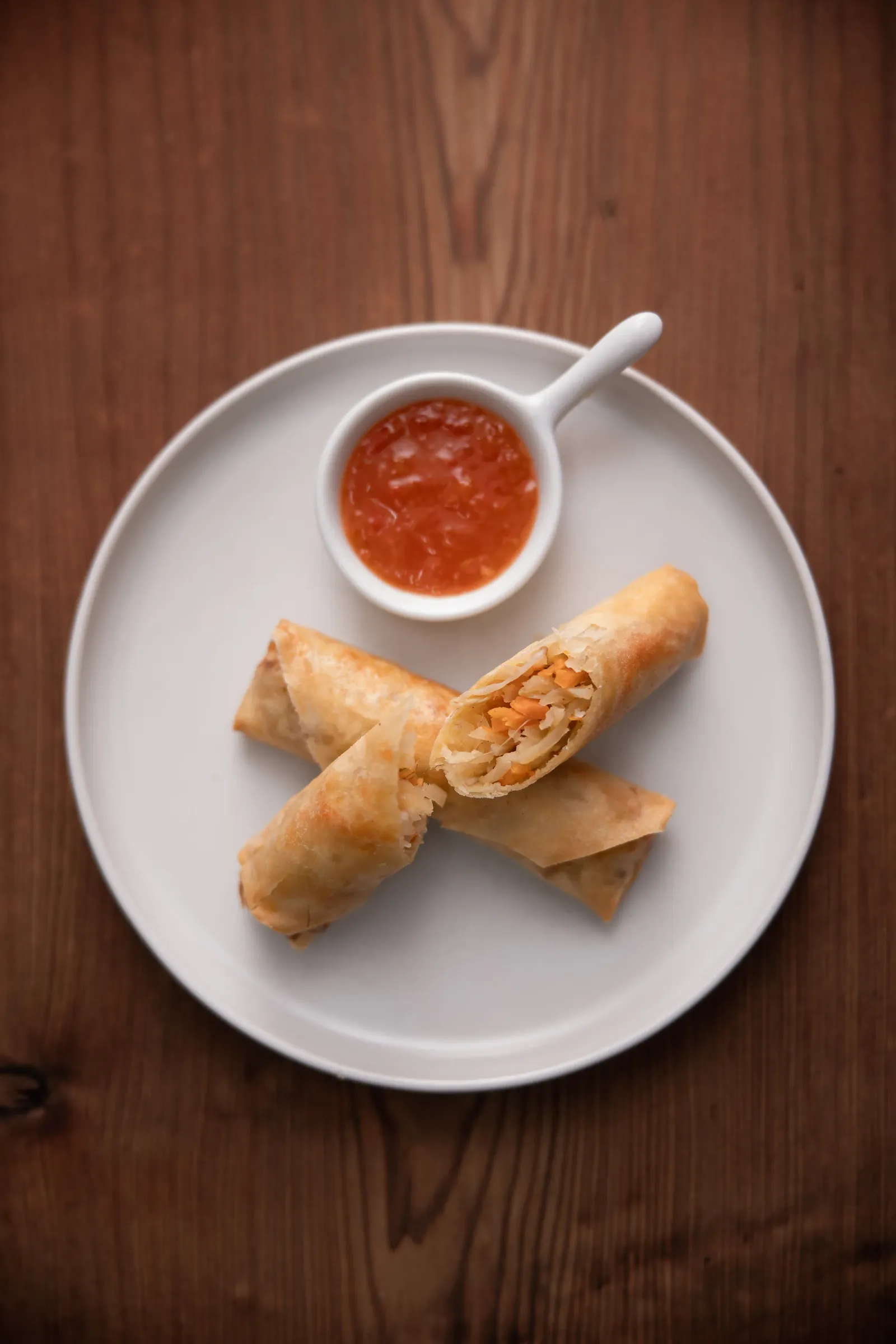 Involtini primavera croccanti con salsa agrodolce piccante